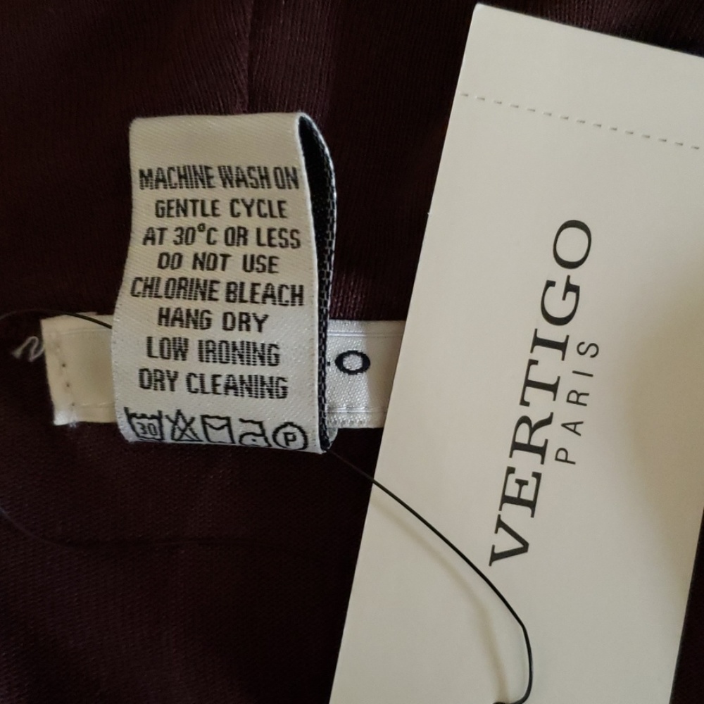 New Vertigo Paris Long Brown Sweater with Pockets - Picture 8 of 8